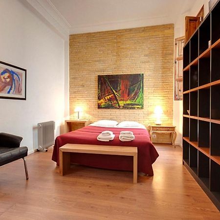 Beds & Breaks Strauss Apartment บาเลนเซีย ภายนอก รูปภาพ
